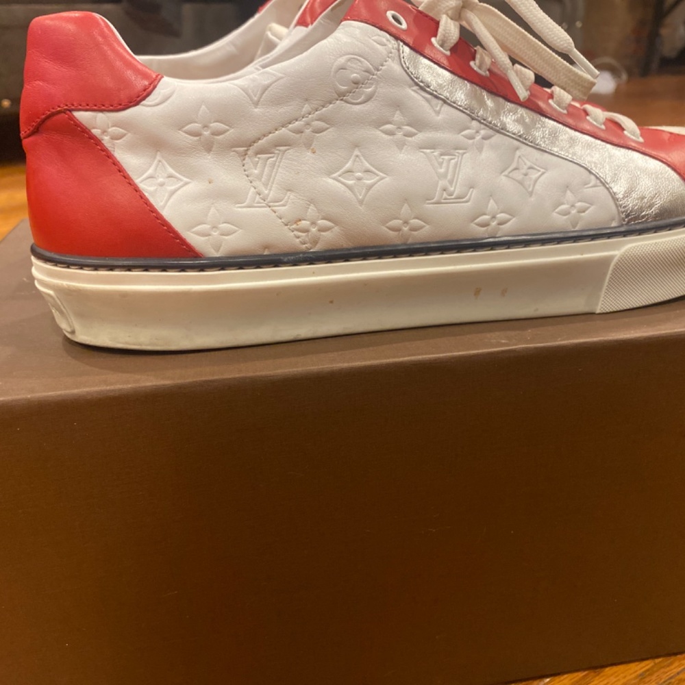 Louis Vuitton Sneakers - Picture 3 of 8